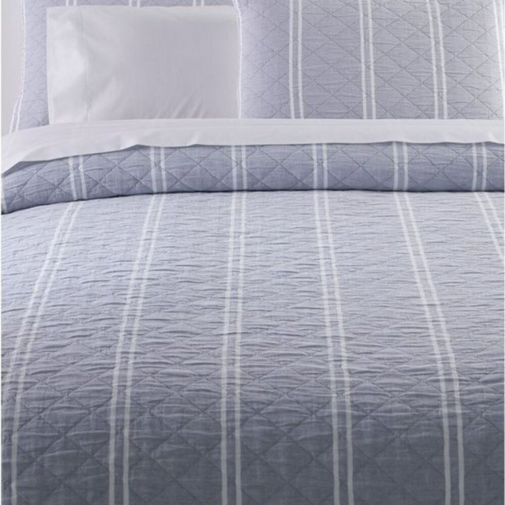 L. L. Bean Reversible Stripe Quilt Full/Queen *NEW* w/o Tags